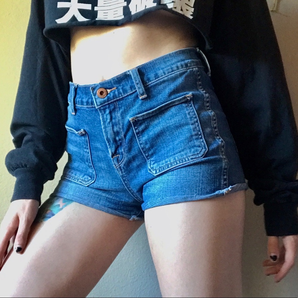 Lucky Brand high waisted denim shorts size 1-2